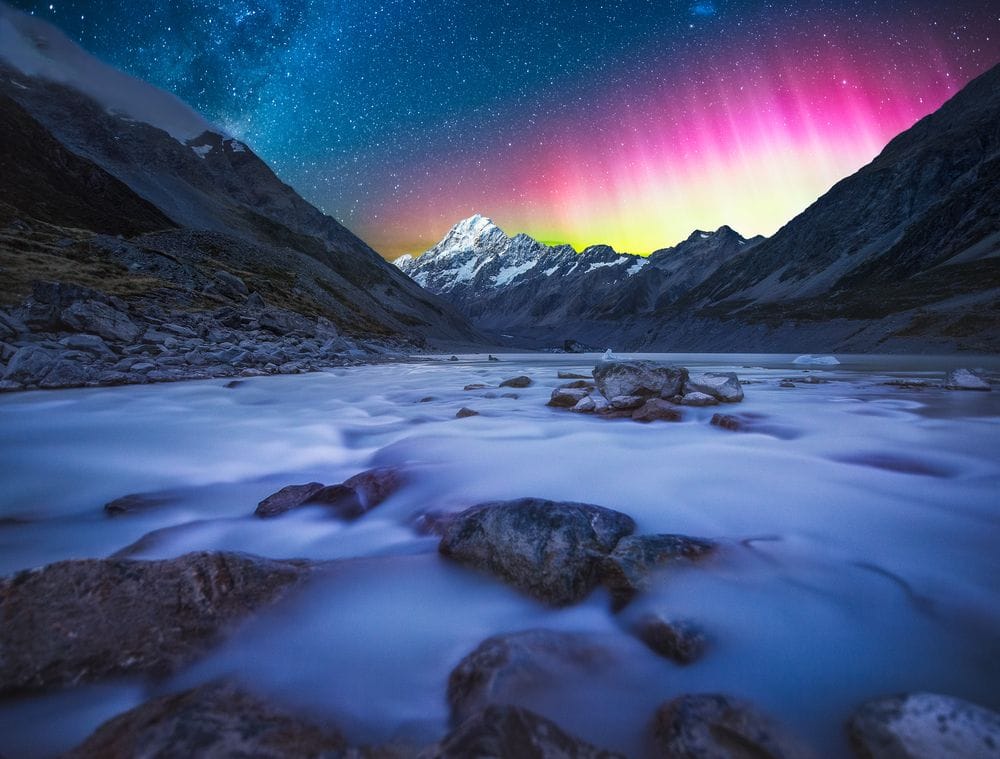 Mt Cook, Hooker Valley Aurora.jpg